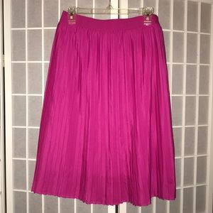 Hot pink Pleated Midi Skirt